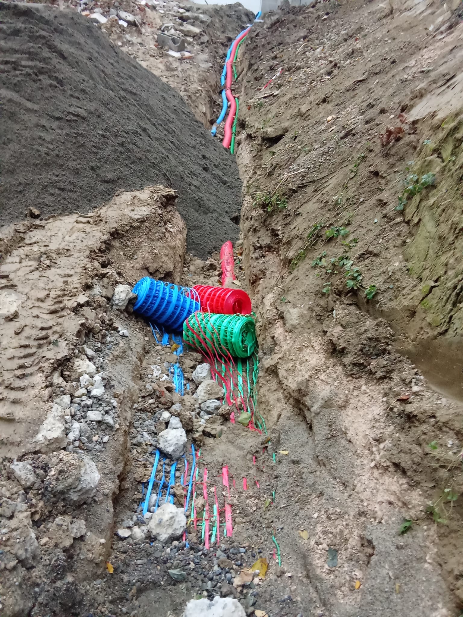 Travaux de VRD par H.A.R.T.P - Pose de canalisations